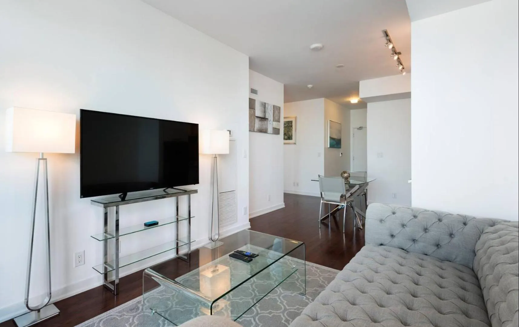 Apartment Executive 1 Bedroom Condo - Cn Tower & City View Toronto Canada